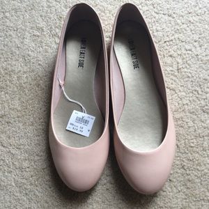 NWT Pink Flats